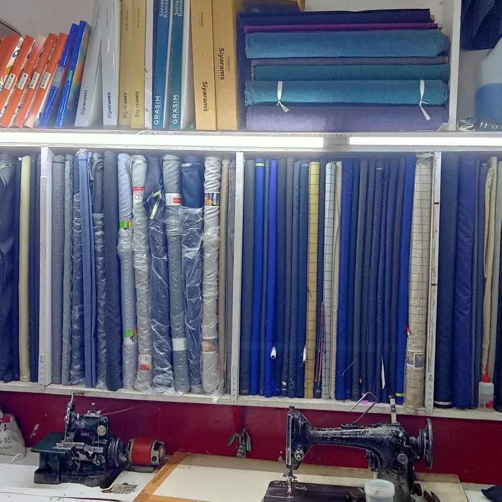 HS collection and Tailors photo 2
